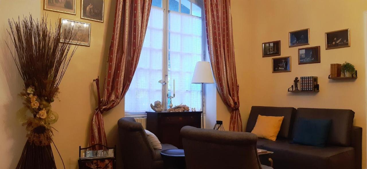 Hotel Le Siecle マザン エクステリア 写真